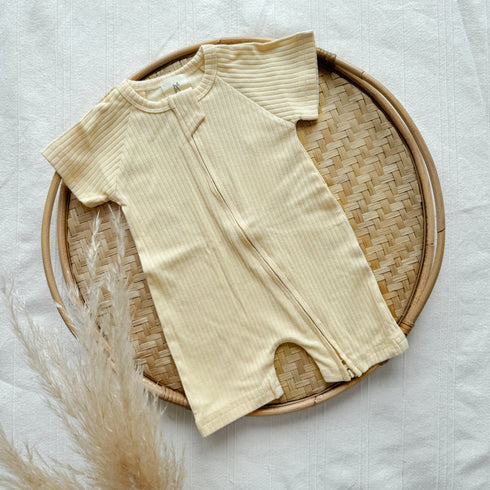 Kurzer Schlafanzug - gerippter Stoff