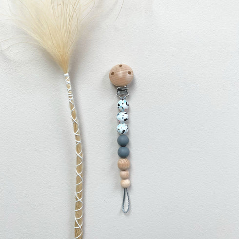 LUCA - Schnullerkette