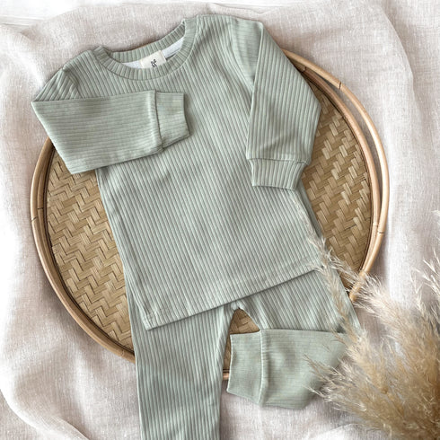 Zweiteiliger Schlafanzug