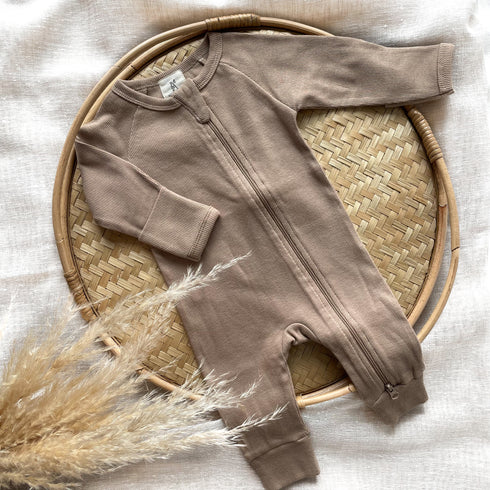 Multifunktionaler Schlafanzug - gerippter Stoff