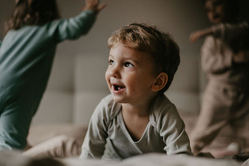 Langarm Bodysuit mit Schrift Print